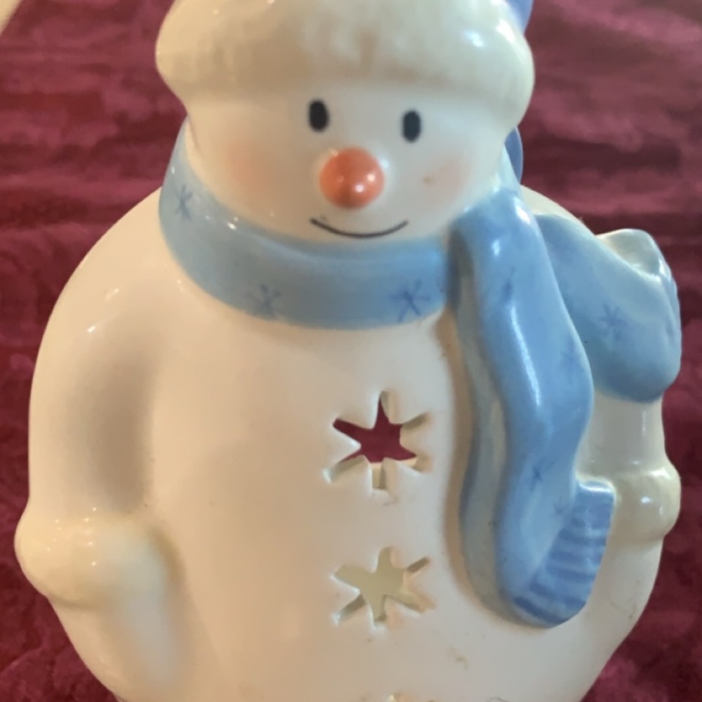 Snowman candle holder